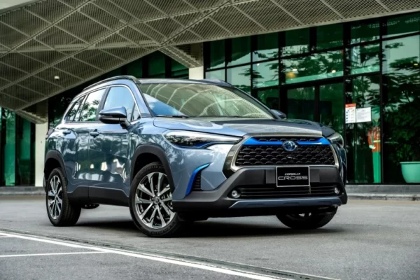 Toyota phát triển xe Hybrid
