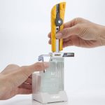 Hộp Bẻ Lưỡi Dao Để Bàn OLFA DC-6 (214B)